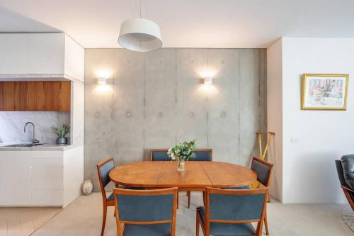 New York Warehouse Style in a modern Passive House - image 10