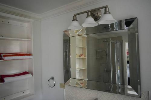 Irie Vibes by the beach Irie Vibes by the beach