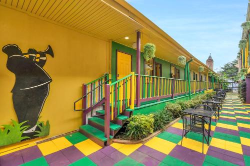 Historic Mardi Gras Inn