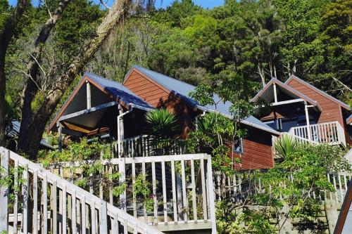 Bay Cabinz Motel - Accommodation - Paihia