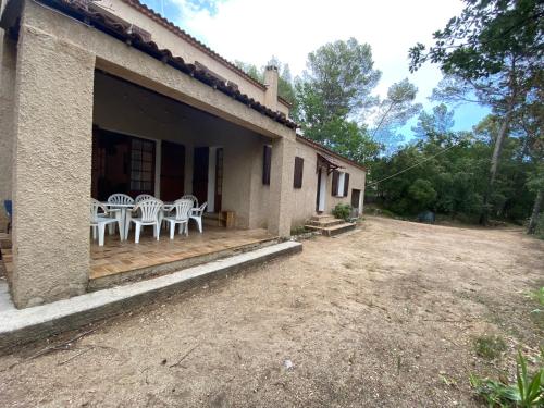 Villa la Commanderie in Ponteves