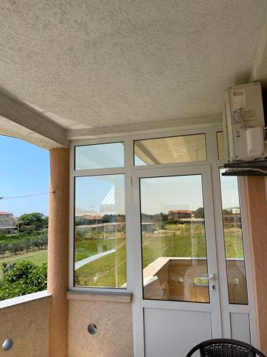 2 bedrooms, 4 beds