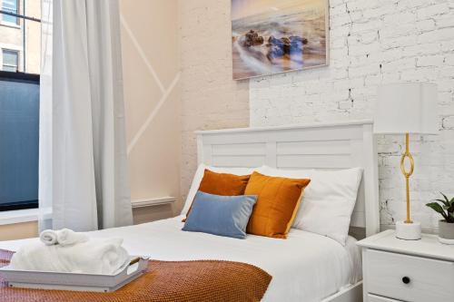 SWJ Whole Bldg - Largest Place in NYC_21 Beds_6 apts, New York (photo 9)