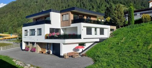 Alpenchalet Melanie - inklusive Silvretta Card Premium in Galtur City Center