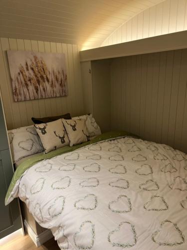 1 double bed