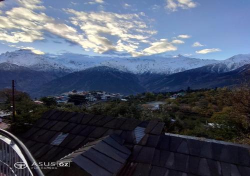 Hotel Apple Pie Kalpa