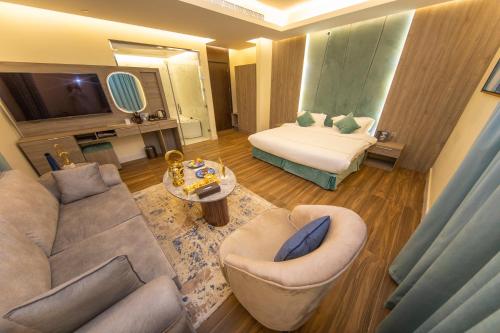 Luxury Night Al Munsiyah Room Type - Junior Suite
