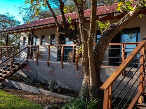 Pemandangan luar, Khululeka Safaris Lodge in Wild Fig Country Estate