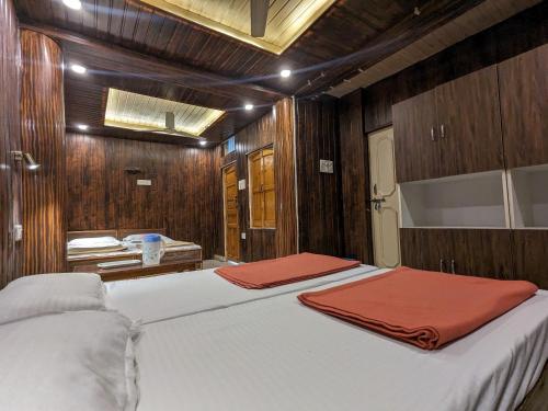 Hotel KNB Heritage in 우타르카쉬