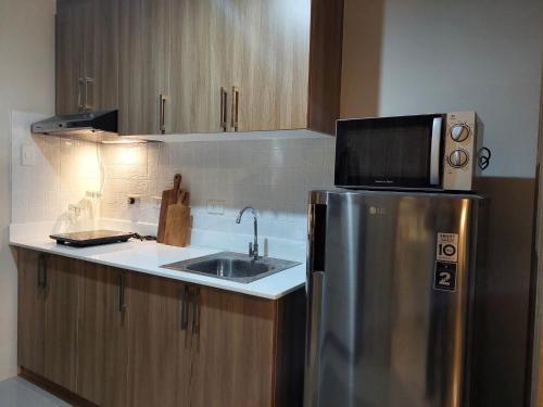 Kitchen, Alpine Breeze at Crosswinds Tagaytay near Development Academy of the Philippines