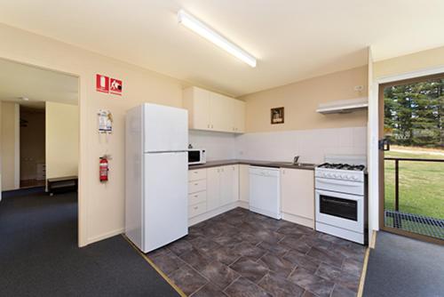 ห้องครัว, โรงแรมเดอะ สเตชั่น (The Station Hotel) in จินดาเบน