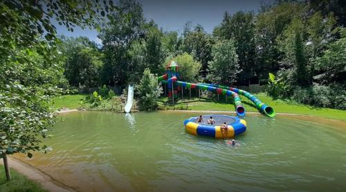 Akvaparks, Camping le Moulin de David -Gaugeac Monpazier 24540 - Cabane -Mobil-home 3 et 2 chambres in Gaugeac