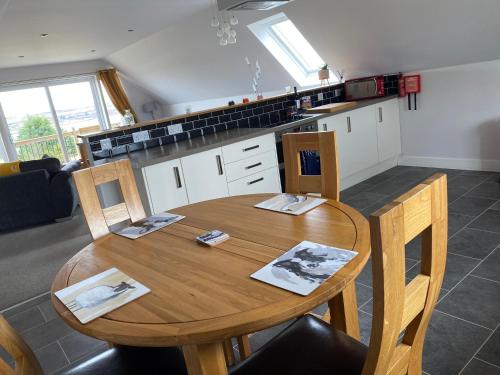 Lochview Chalet in Eyre