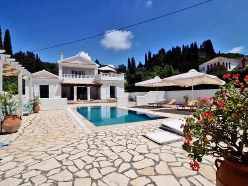 Helios Court Villa