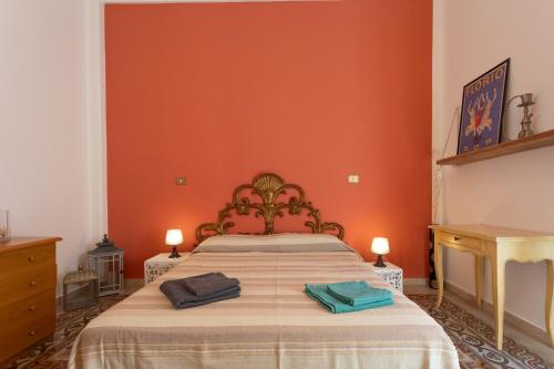 GuestHost - Between the Center and the Station - Trapani Apartment, Trapani (foto 4)