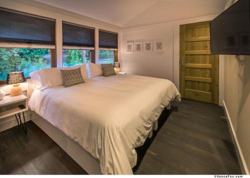 Cedar Crest Cottages