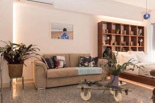 AM16 Suites Athens - Tap to explore photos