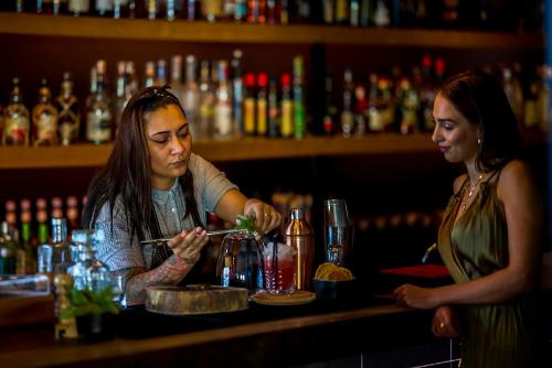 Azor Hotel - image 10