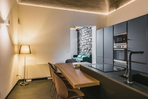 Kitchen, Leone Apartment with Garden by Wonderful Italy in Ognina