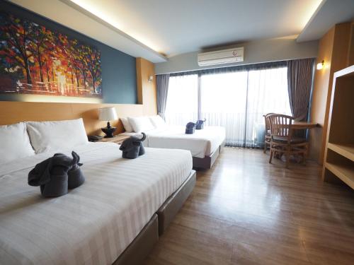 room detail thumbnail 0