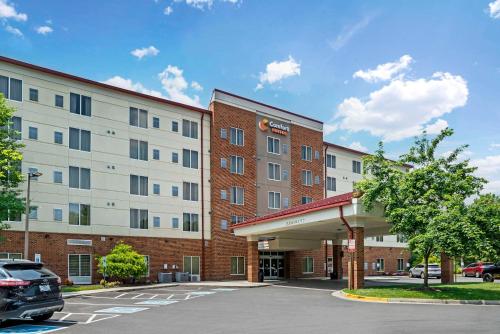 Comfort Suites at Virginia Center Commons