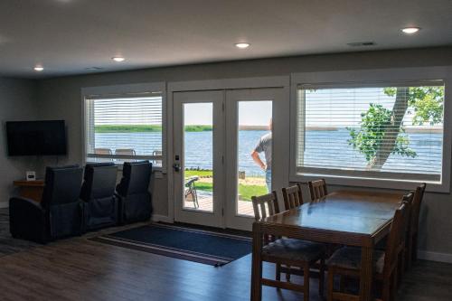 Cozy Home Lake Huron II in Au Gres, USA