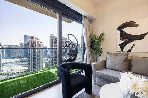 Magnificent Brand New Lux 2 BR Opera District, Dubai (photo 7)