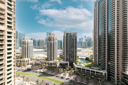 Magnificent Brand New Lux 2 BR Opera District, Dubai (photo 9)