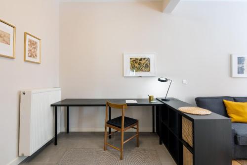 Spark 2-Bedroom Apartment in Athens