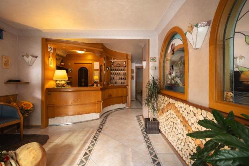 Lobby, Hotel Villa Emma in Palu