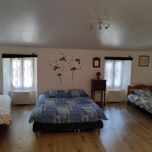 BELLA - chez Florence , chambres d'hotes, Montrol Senard in Mezieres-sur-Issoire