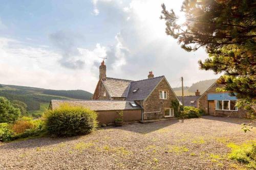 Shannobank farmhouse