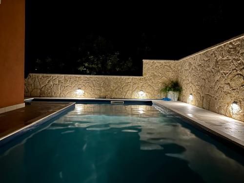 Duplex Apartment with Private Swimming Pool, Preko (fotografie 10)