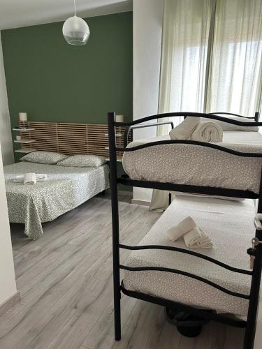  ACCADEMIA Rooms in Livorno