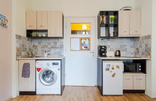 The Top Spot - Cute Little Studio in the Center by Flat Mаnager, Sofia (Foto 3)
