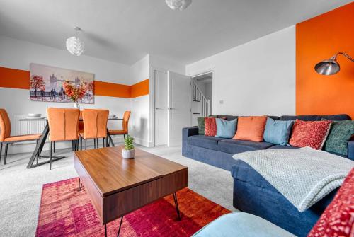 Guestroom, Primrose Court Private Parking near NEC in Rednal