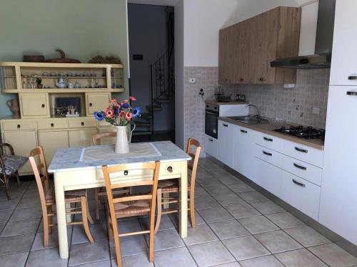 Two-Bedroom Apartment - Split Level
