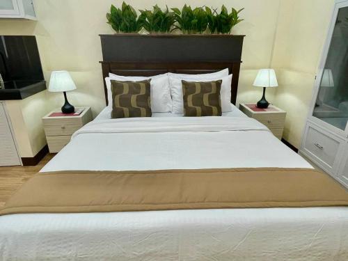1 queen bed