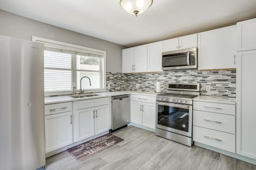 Minneapolis Home Mins From US Bank Stadium and More in 金黃谷