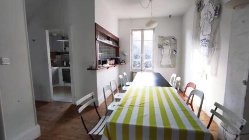 Immeuble et maison Vichy