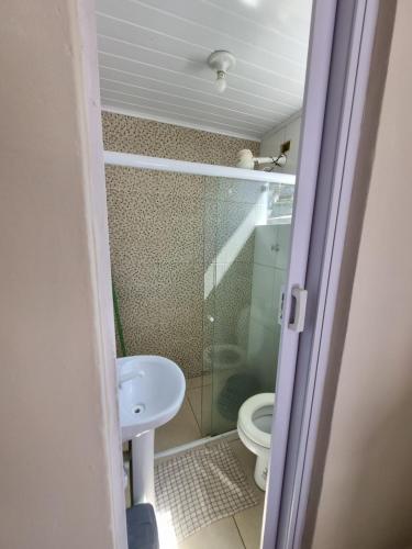 Family Room image 8