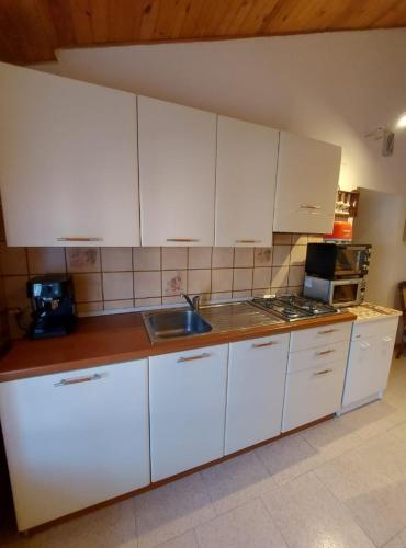  Casa Lorenzo - nel centro storico di Fiumalbo in Fiumalbo