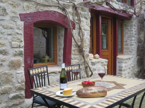 Gîte à la Ferme qui prend racines - Location saisonnière - Viscomtat