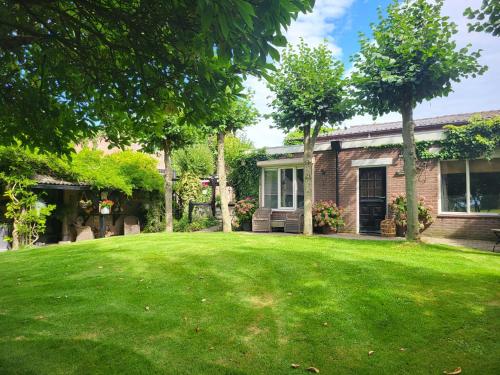 A szálláshely kívülről, B&B de Vrijheid en de Ruimte in Steenbergen in Dinteloord