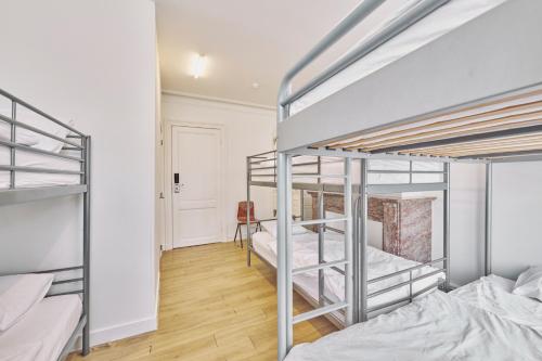 2GO4 Quality Hostel Brussels City Center Room Type - 1 Person in 6-Bed Dormitory - Mixed