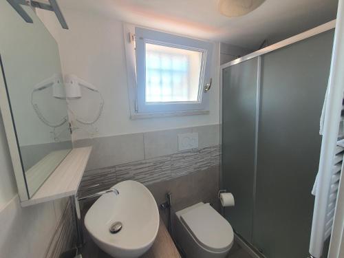 Deluxe Single Room image 5