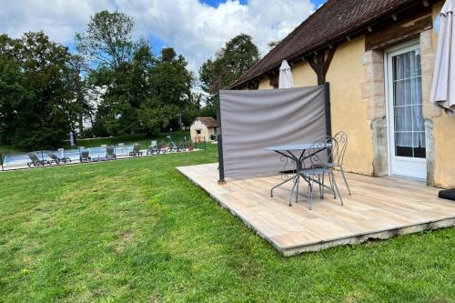 Studio Lac chalain 30 m2 piscine chauffe