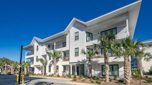 Hidden Lake Condos 321 - Short walk to Gulf Place, Santa Rosa Beach