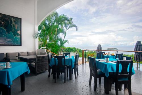 مطعم, Villa Roca Boutique Resort & Suites - ADULT ONLY in قبس