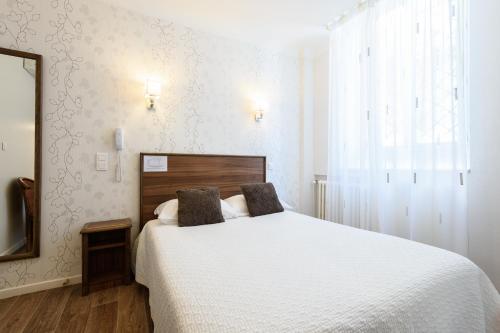 Hotel Anjou - main image